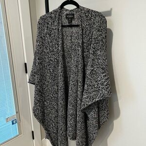 St. John Monochrome Knit Poncho